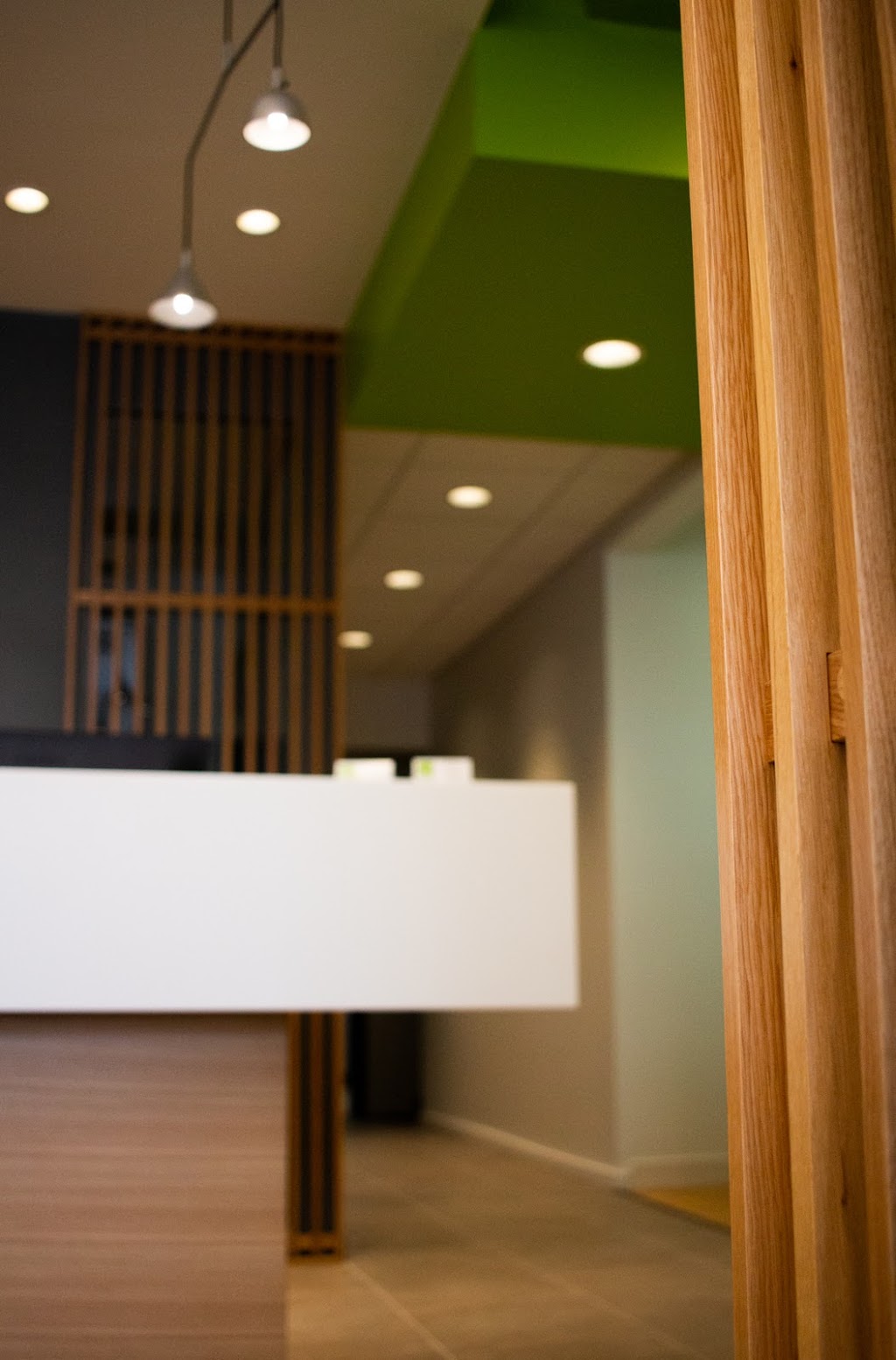 Shine Dental River Heights | 564 Academy Rd, Winnipeg, MB R3N 0E3, Canada | Phone: (204) 489-2204