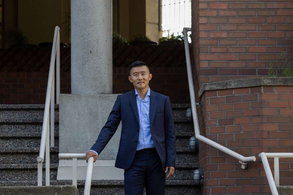 Kirby Hu Remax 胡迅 维多利亚金牌房产经纪 | 4440 Chatterton Way, Victoria, BC V8X 5J2, Canada | Phone: (778) 868-3335