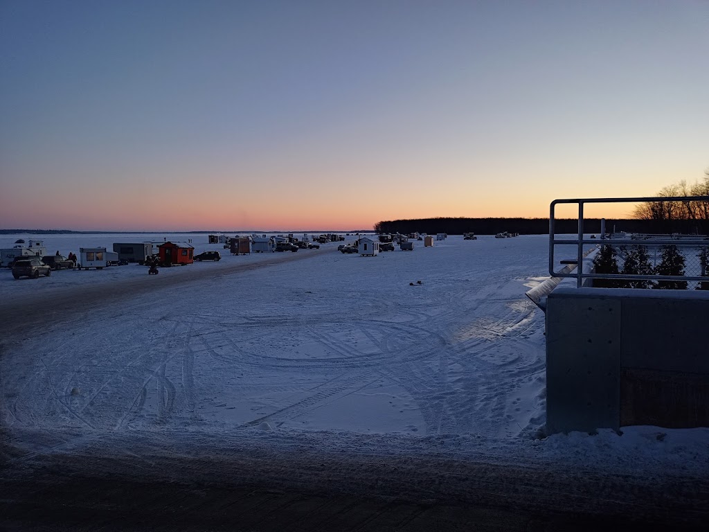 Marina Bo-Bi-No Pointe-Calumet | 1305 Bd Proulx, Pointe-Calumet, QC J0N 1G3, Canada | Phone: (450) 623-6525