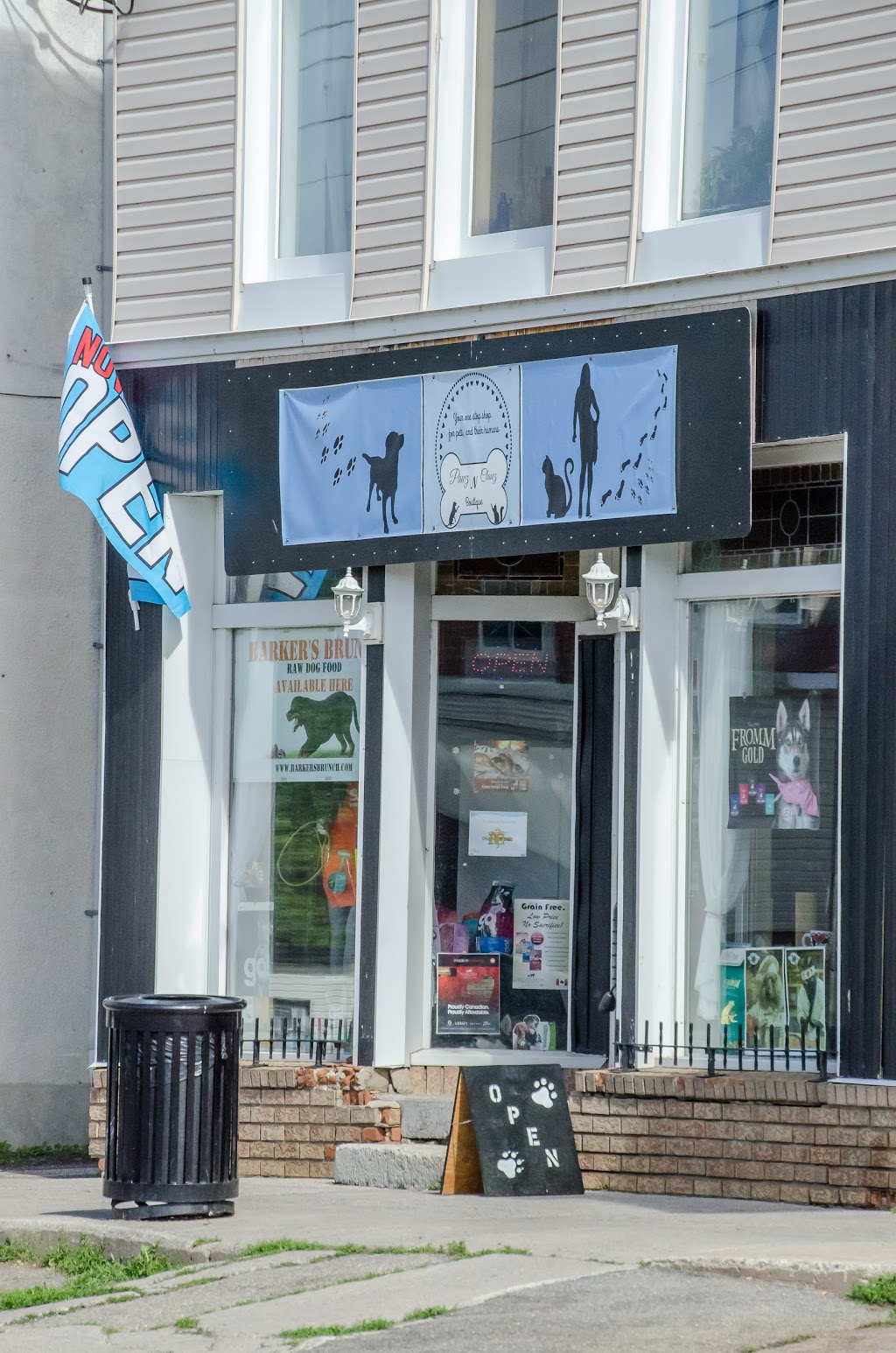 Pawz N Clawz Pet Shop & Boutique | 9 Russell St E, Smiths Falls, ON K7A 1E8, Canada | Phone: (613) 801-1247