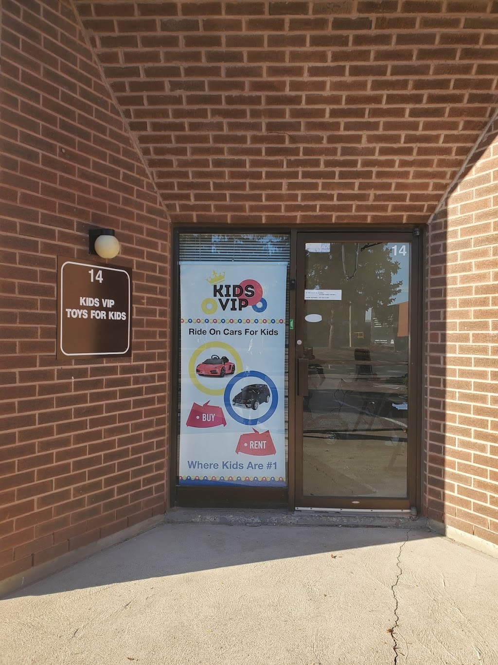 KidsVip Exclusive Kids Ride on Cars and Toys | 250 Trowers Rd Unit 1, Woodbridge, ON L4L 5Z6, Canada | Phone: (844) 543-7847