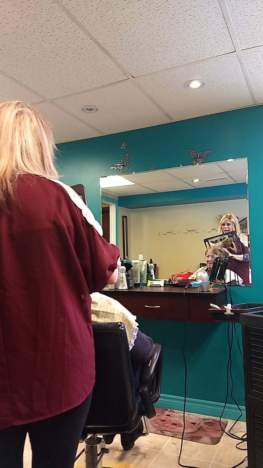 Classic Cuts | 507 6th St A, Hanover, ON N4N 1E9, Canada | Phone: (519) 364-2976