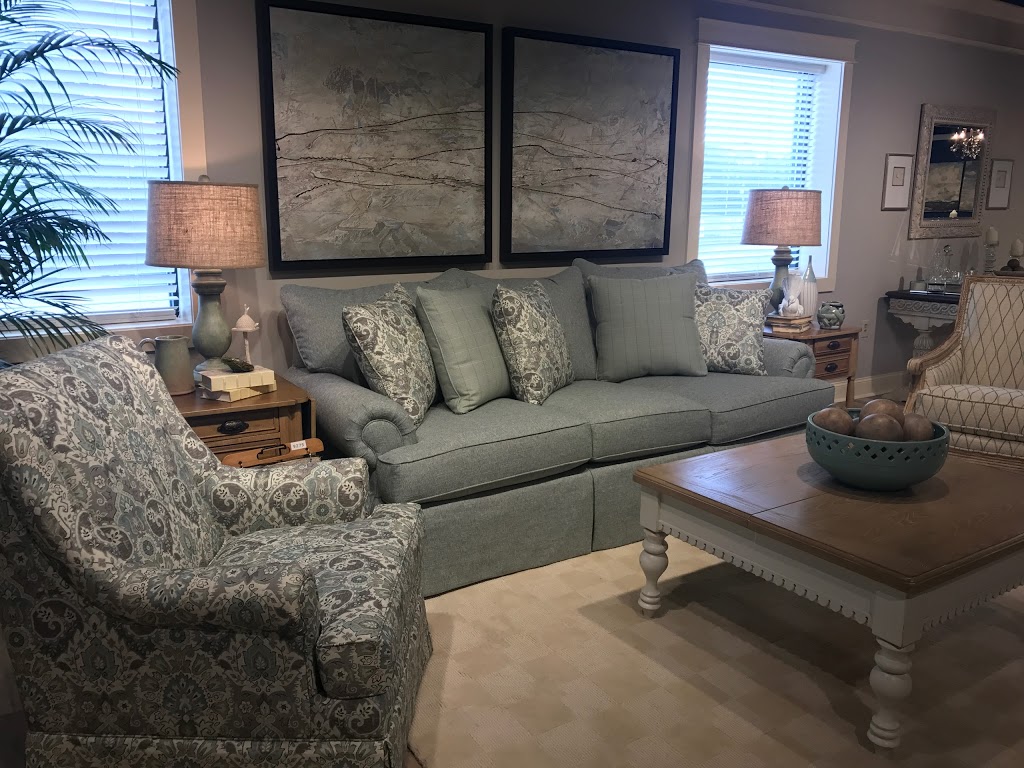 Designer Furniture Outlet | 7246 Wellington Rd 124, Guelph, ON N1H 6J3, Canada | Phone: (519) 780-0020