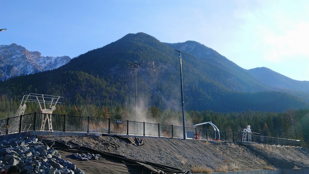 Natural Mineral Hot Springs Pools at Fairmont Hot Springs Resort | 5225 Fairmont Resort Rd, Fairmont Hot Springs, BC V0B 1L1, Canada | Phone: (250) 345-6030