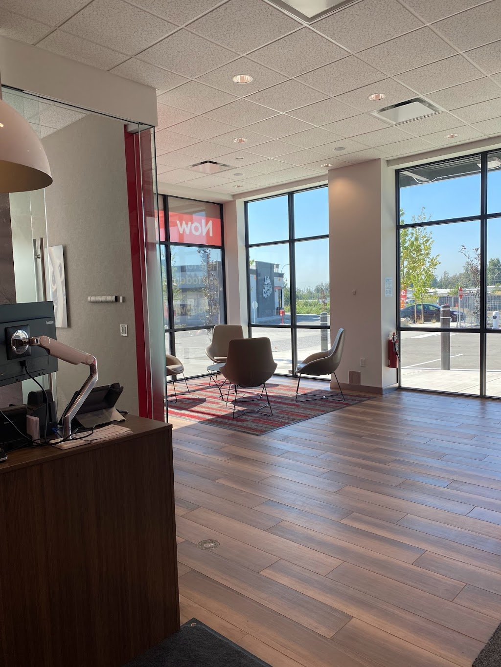 Scotiabank | 30714 Fraser Hwy, Abbotsford, BC V2T 0E2, Canada | Phone: (604) 755-1250