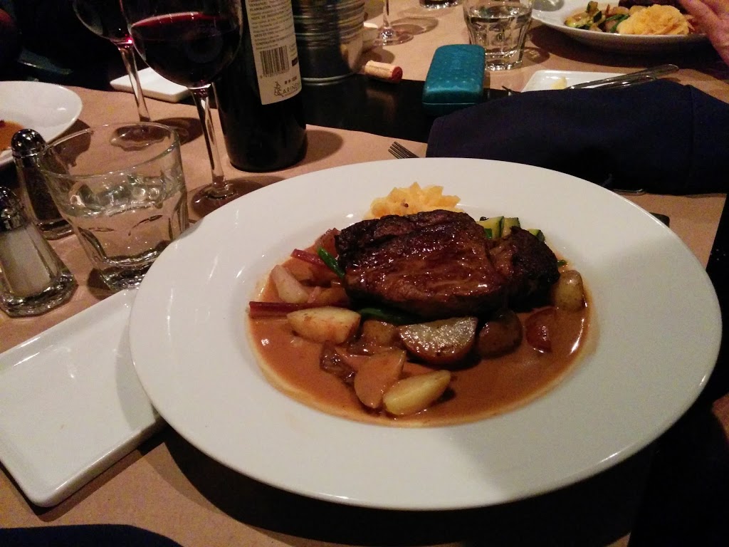 Bistrobistro | 170 Boulevard Monseigneur-Langlois, Salaberry-de-Valleyfield, QC J6S 0A7, Canada | Phone: (450) 747-3331