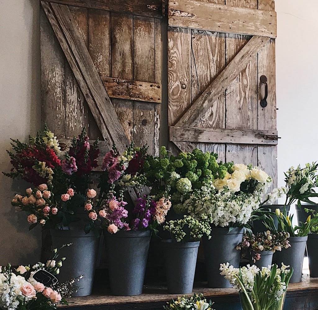 Flowers & Company | 1446 Johnston Rd, White Rock, BC V4B 3Z5, Canada | Phone: (604) 531-0015