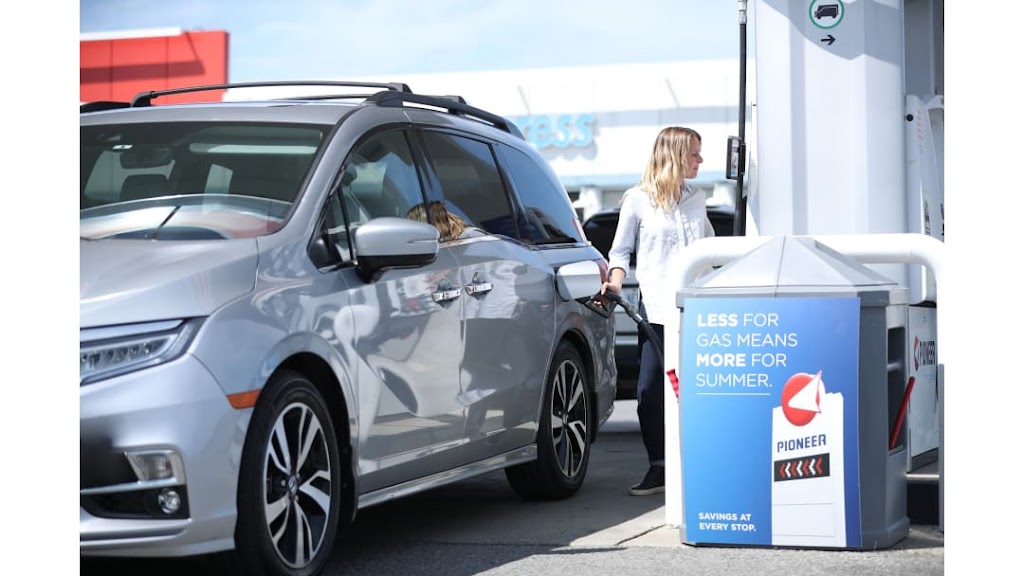 Pioneer - Gas Station | 99 King Edward St #93, Paris, ON N3L 3Y8, Canada | Phone: (519) 442-2661