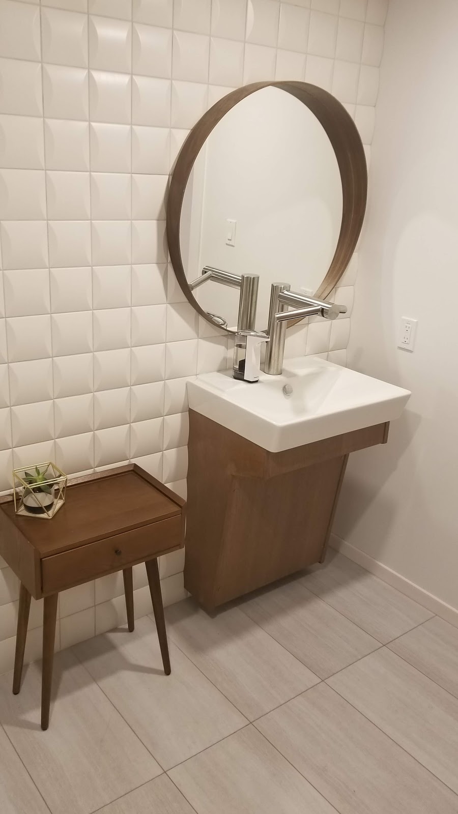 LB Interior Design Inc | 536 Cougar Ridge Dr SW, Calgary, AB T3H 5A3, Canada | Phone: (403) 831-1241