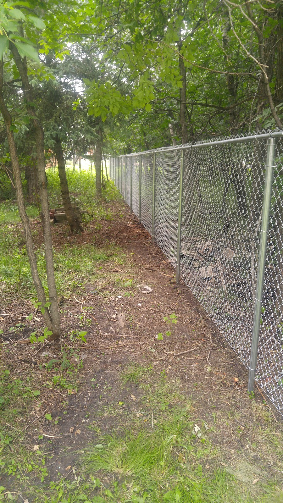 Berrek Fencing | 81166 St Peters Rd, East Selkirk, MB R0E 0M0, Canada | Phone: (204) 297-2798