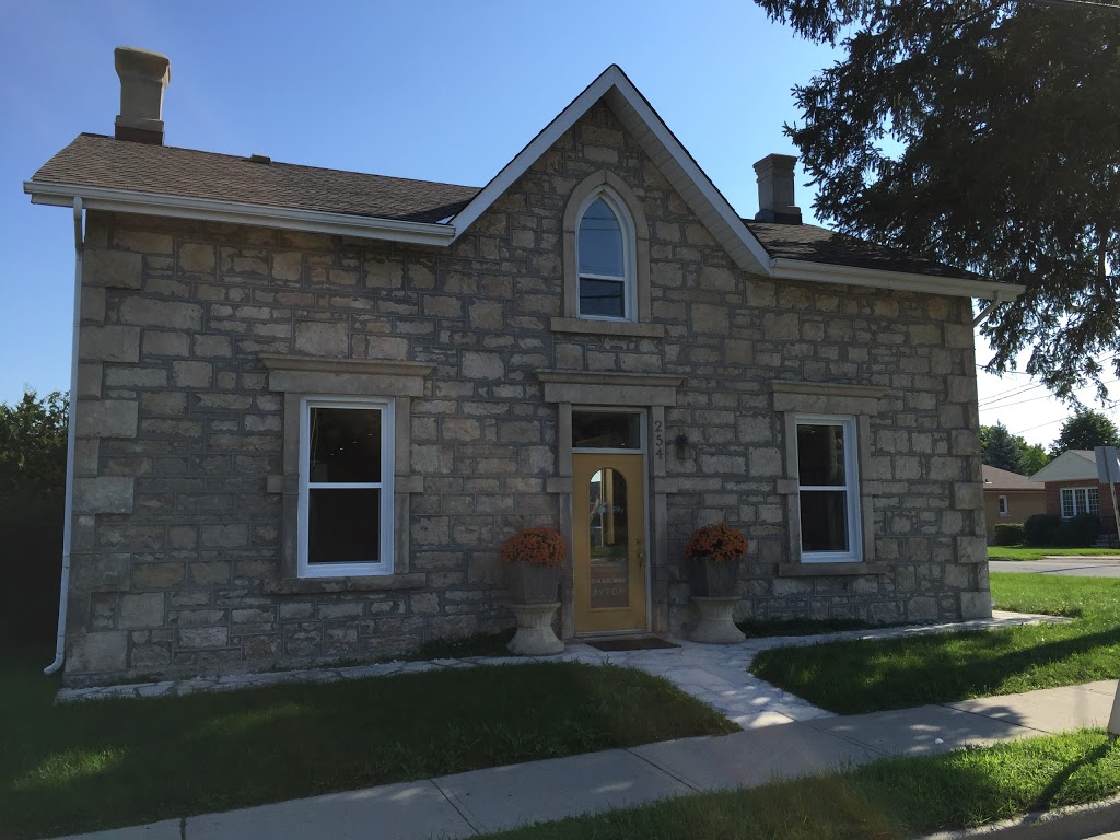 Butterfly Salon | 254 Edinburgh Rd S, Guelph, ON N1G 2J7, Canada | Phone: (519) 265-6690