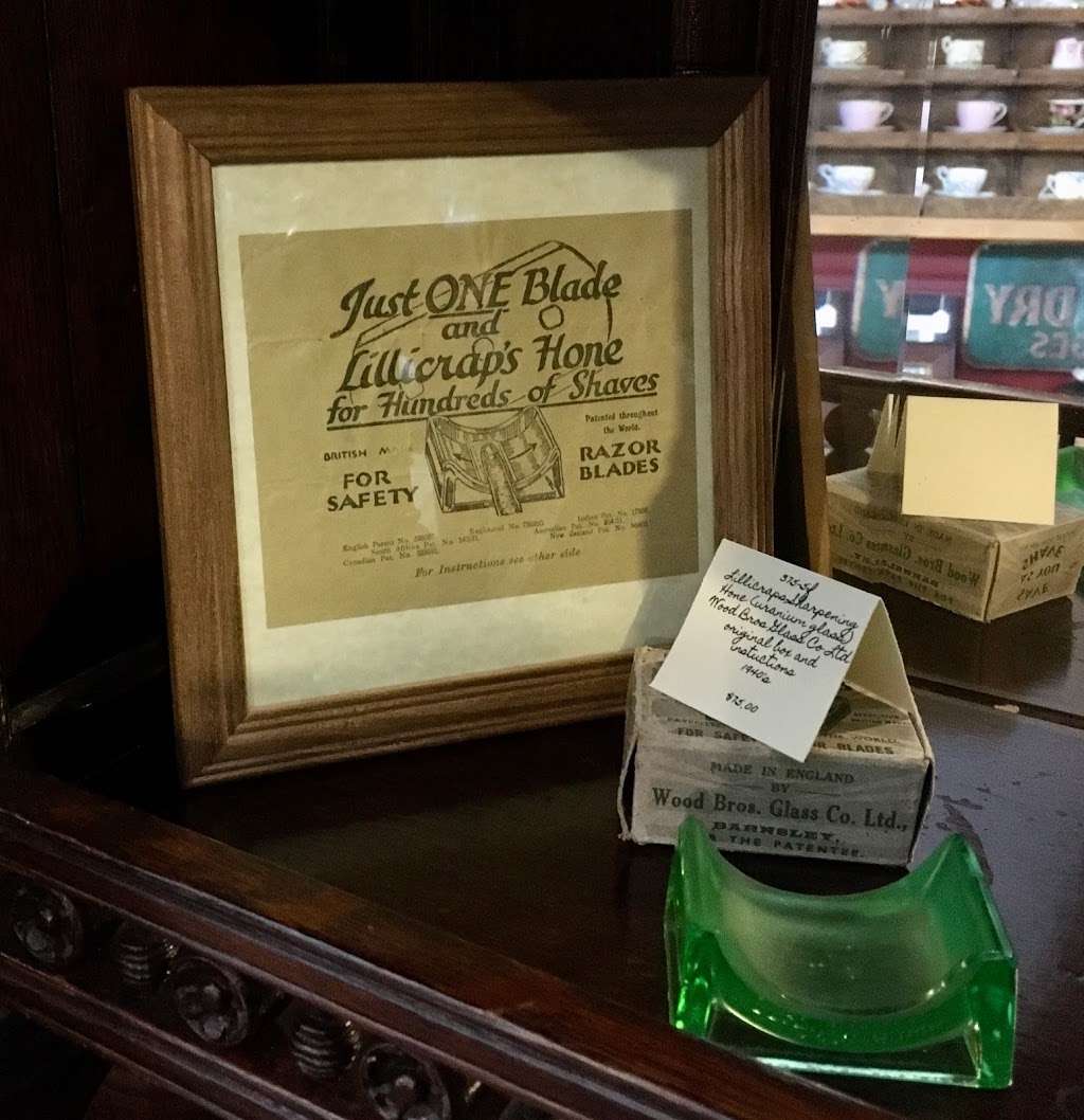 TNTree Antiques & Collectibles | 2041 Lone Pine Dr, Port Sydney, ON P0B 1L0, Canada | Phone: (705) 644-1952