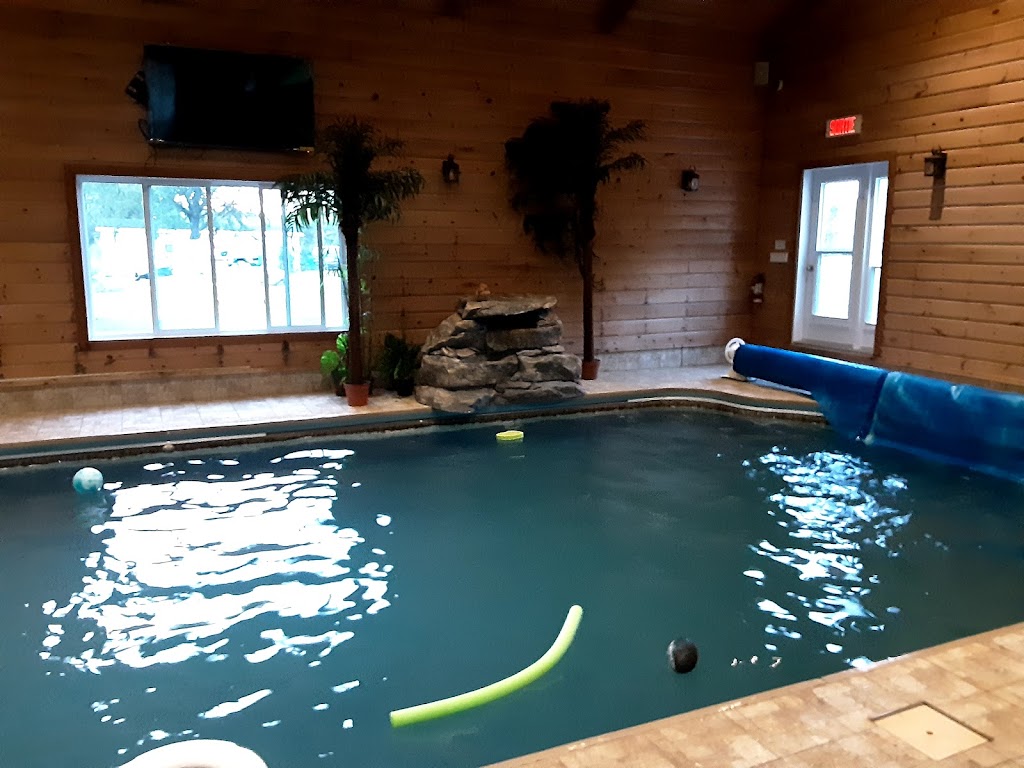 Pourvoirie Domaine Touristique La Tuque Inc | 1500 Rang Est, La Croche, QC G0X 1R0, Canada | Phone: (819) 523-9935