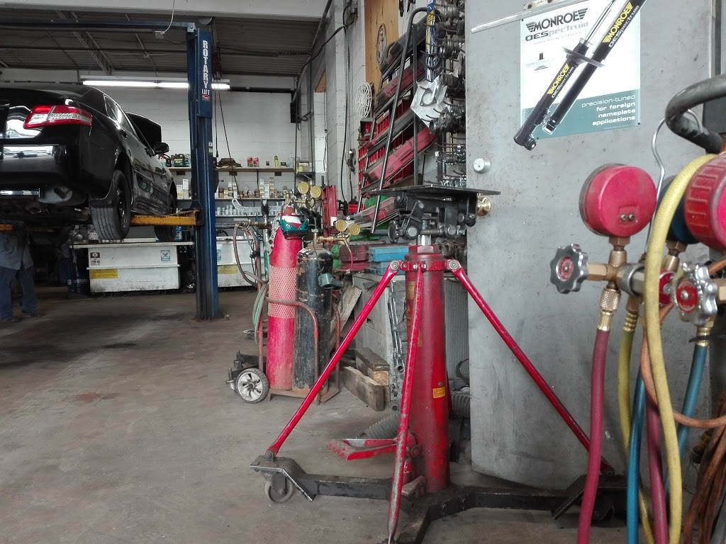 Migus Autowork Ltd | 2524 Cawthra Rd, Mississauga, ON L5A 2X3, Canada | Phone: (905) 629-1892