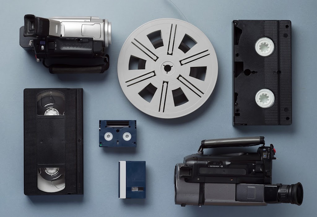 Transfert VHS inc. | 1458 Rue des Grès, Lévis, QC G6W 0J5, Canada | Phone: (418) 839-7019