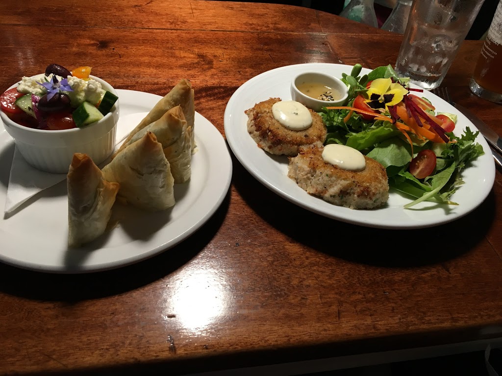 Bistro Le Chat Bleu | 342 NB-970, Baie Verte, NB E4M 1N5, Canada | Phone: (506) 538-0110