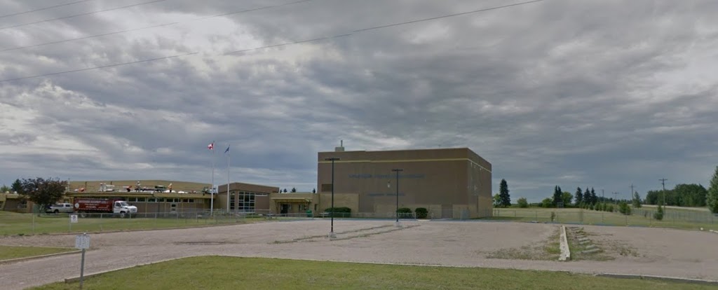Delburne Centralized School | 2611 18 St, Delburne, AB T0M 0V0, Canada | Phone: (403) 749-3838