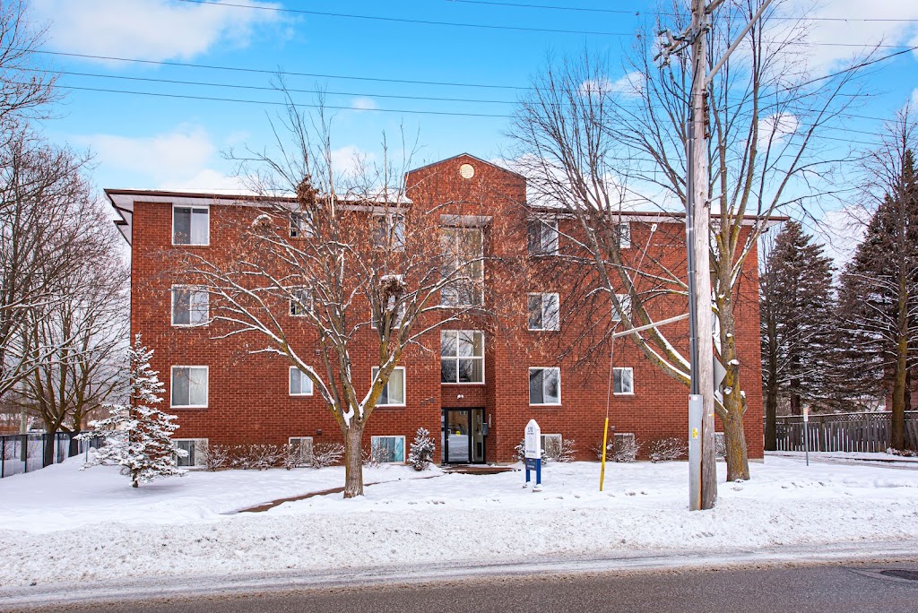 170 Grove Manor - Rental Apartments | 170 Grove St E, Barrie, ON L4M 2P7, Canada | Phone: (249) 359-6365