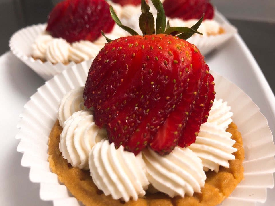 DessertAble | 513 Hamilton Ave, Winnipeg, MB R2Y 1W9, Canada | Phone: (204) 888-3434