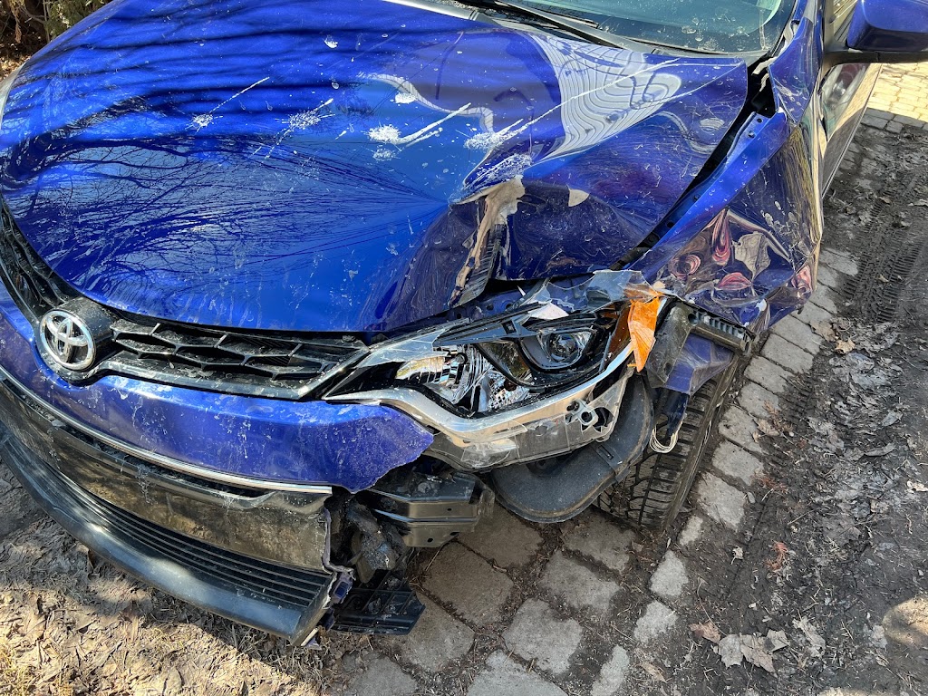 Carrossier ProColor LaSalle A.M | 2958 Rue Lapierre, Montréal, QC H8N 2W9, Canada | Phone: (514) 595-1000