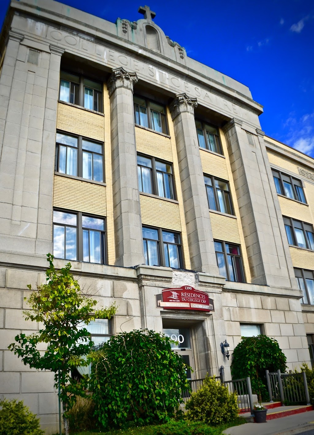Résidences du Collège CRP | 1390 Rue Notre Dame, Saint-Césaire, QC J0L 1T0, Canada | Phone: (450) 816-1390