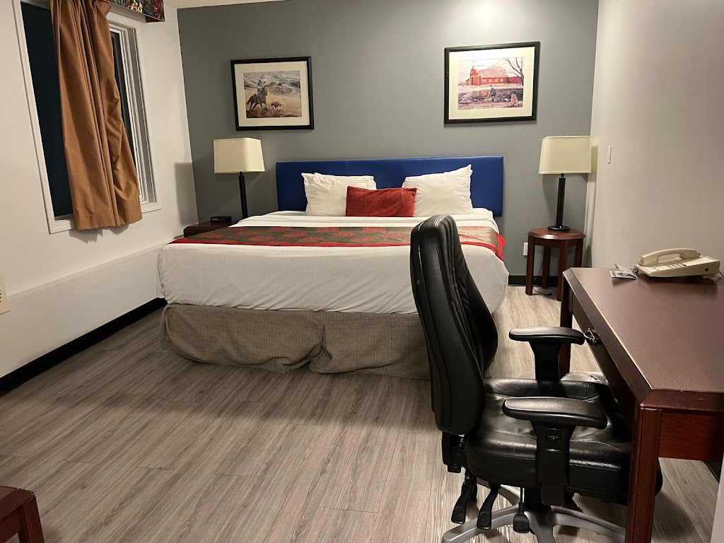 Riviera Plaza and Conference Centre Calgary Airport | 3515 26 St NE, Calgary, AB T1Y 7E3, Canada | Phone: (403) 250-8855