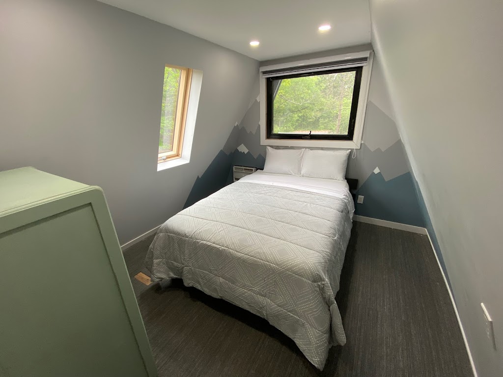 Cuatro Estaciones Cottage | 203 Park Rd, Tiny, ON L0L 1P1, Canada | Phone: (416) 553-2073