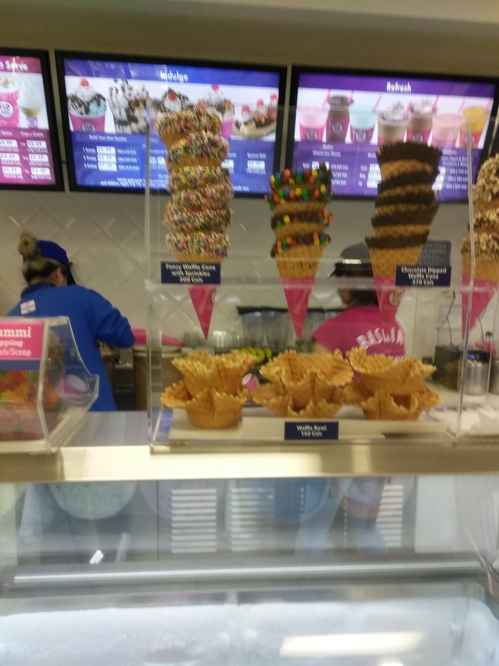 Baskin Robbins | 1361 Lawrence Ave W, North York, ON M6L 1A4, Canada | Phone: (416) 244-9521