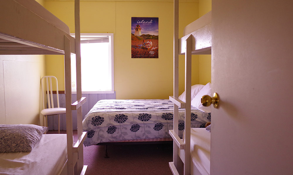 Brackley Beach Hostel | 37 Britain Shore Rd, Brackley Beach, PE C1E 2P6, Canada | Phone: (902) 316-1126