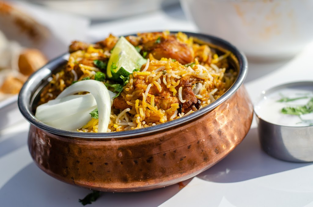 India Paradise | 825 Southdale Rd W Unit#2, London, ON N6P 0B8, Canada | Phone: (519) 652-6677