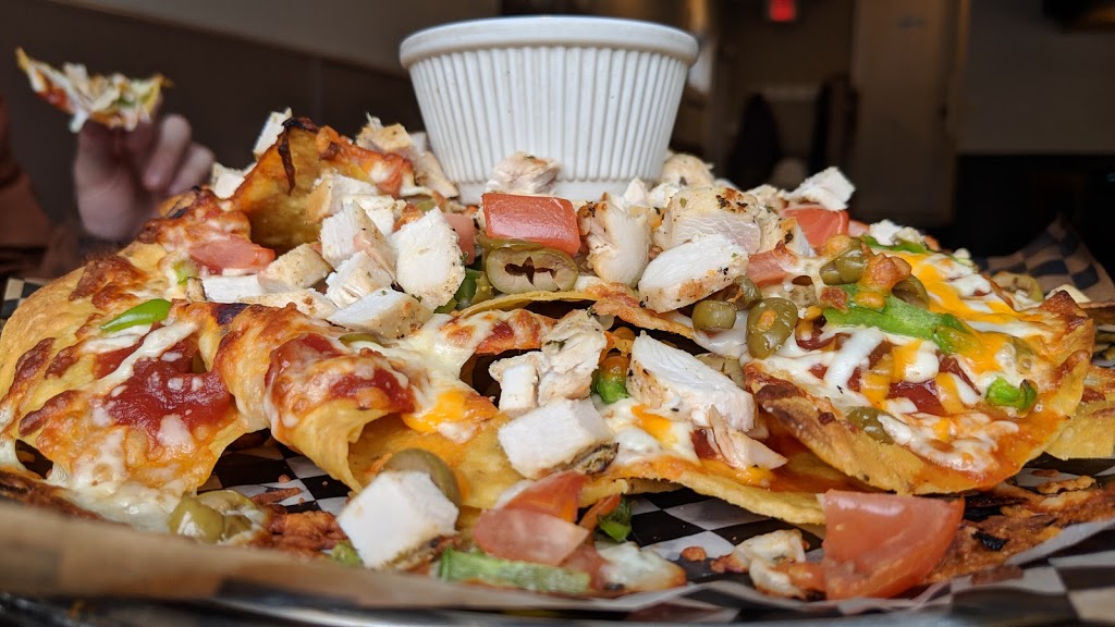 Richmond Gourmet Restaurant | 3518 McBean St, Richmond, ON K0A 2Z0, Canada | Phone: (613) 838-2888