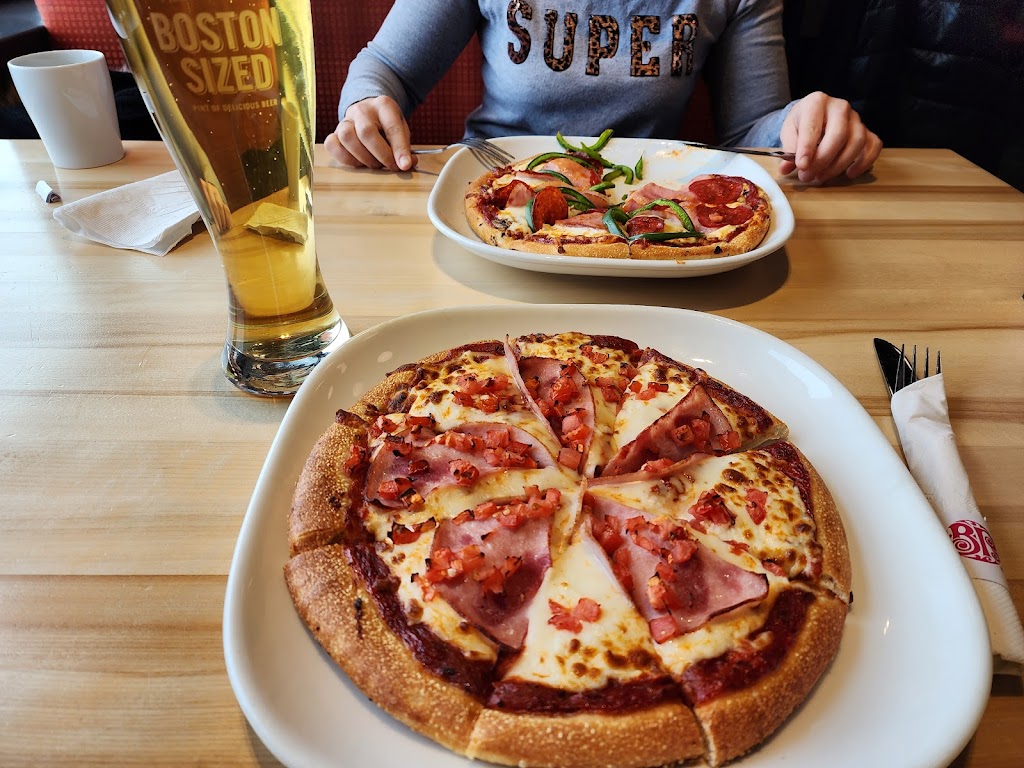 Boston Pizza | 68 Robie St, Truro, NS B2N 1L2, Canada | Phone: (902) 843-4627