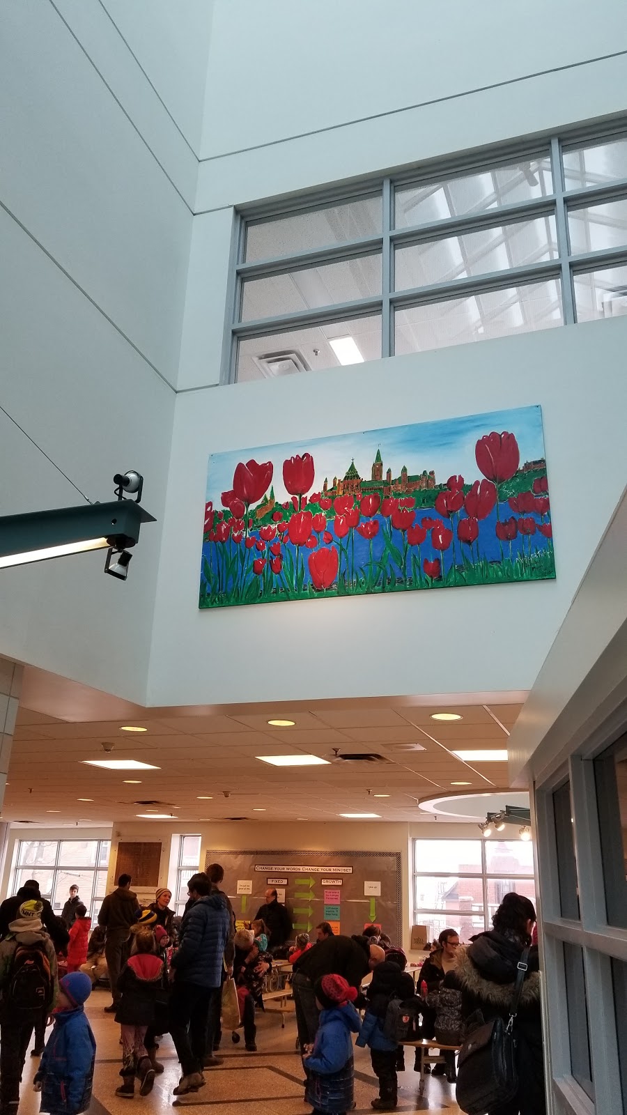 Hopewell Avenue Public School | 17 Hopewell Ave, Ottawa, ON K1S 2Y7, Canada | Phone: (613) 239-2348