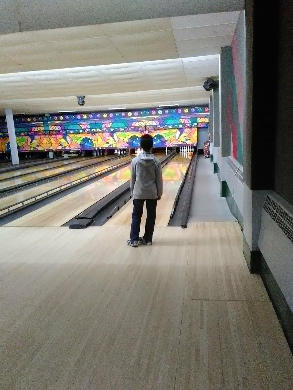 Bowl Inn Bowling Center | 727 Bailey Ave, Buffalo, NY 14206, USA | Phone: (716) 824-9074