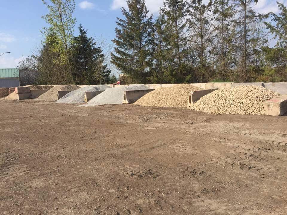 Niagara Soil | 2471 First Street Louth, St. Catharines, ON L2R 6P7, Canada | Phone: (905) 685-3345