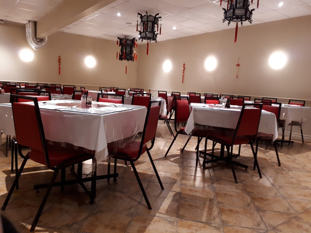 Restaurant Chef Lau | 490 Rue Saint-Jean, Maple Grove, QC J6N 1R9, Canada | Phone: (450) 429-6449