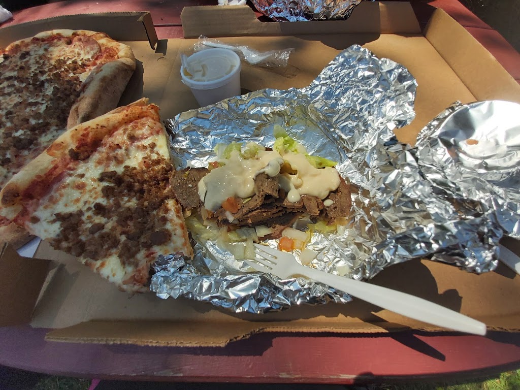 Richies Pizzeria | 116 Nichols Ave, Kentville, NS B4N 2H5, Canada | Phone: (902) 678-5558