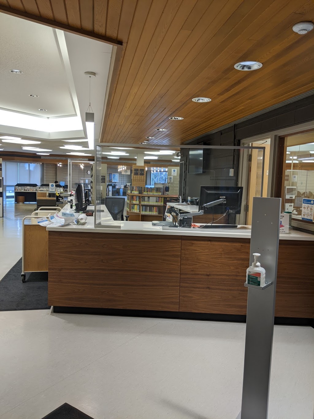 Forest Heights Community Library | 251 Fischer-Hallman Rd, Kitchener, ON N2M 4X8, Canada | Phone: (519) 743-0644
