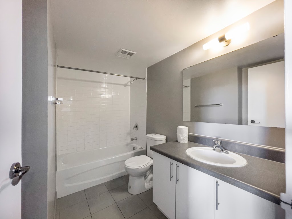 Centennial Towers | 150 Darling St, Brantford, ON N3T 6A7, Canada | Phone: (519) 770-4998