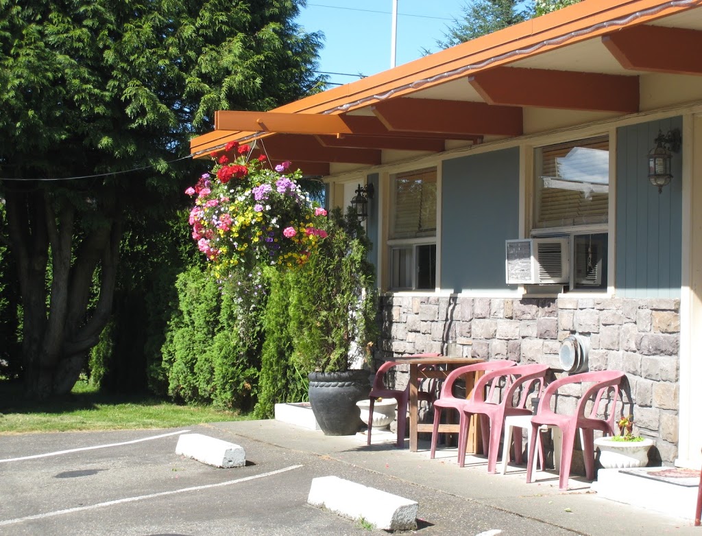 Glencoe Motel and RV | 259 Hot Springs Rd, Harrison Hot Springs, BC V0M 1K0, Canada | Phone: (604) 796-2574