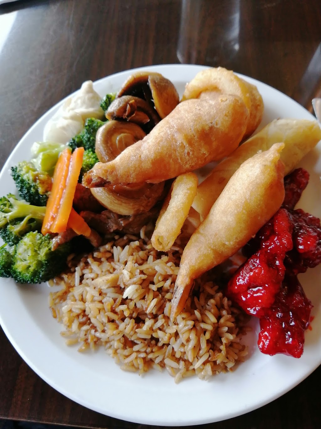 New Star Restaurant | 601 Pembroke St E, Pembroke, ON K8A 3L7, Canada | Phone: (613) 732-2888