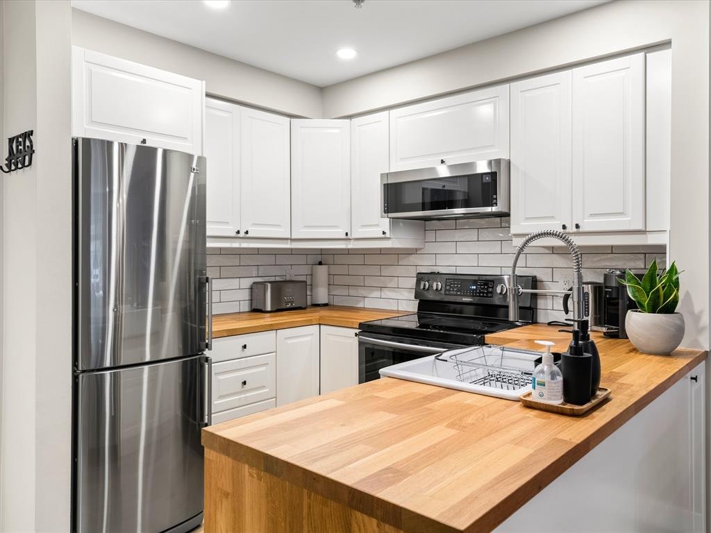 Squamish Coastal Carpentry | 39727 Clark Rd, Squamish, BC V8B 0B4, Canada | Phone: (604) 809-5389