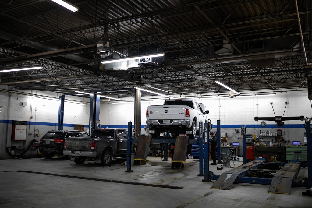 Crestview Chrysler Dodge Jeep Ram Service Department | 601 Albert St, Regina, SK S4R 2P4, Canada | Phone: (306) 994-9420