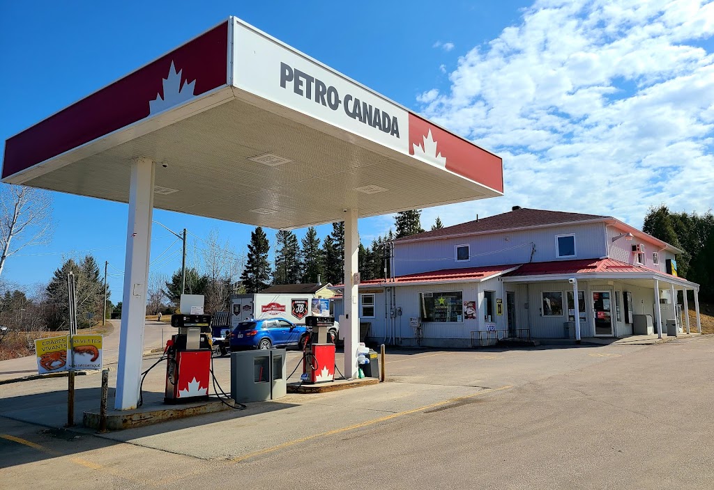 Mini Marché LEssentiel | 3397 Rue Saint-Dominique, Jonquière, QC G8A 2M1, Canada | Phone: (418) 542-5599