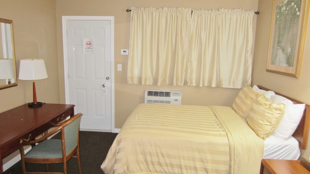 Village Inn Motel | 1005 Greater Sudbury Regional Road 55, Lively, ON P3Y 1E7, Canada | Phone: (705) 596-3025