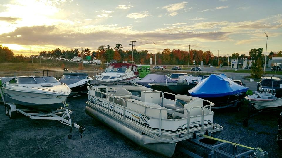 Trois-Rivières marine | 1695-A Rue Saint Maurice, Trois-Rivières, QC G8V 2N1, Canada | Phone: (819) 691-1440