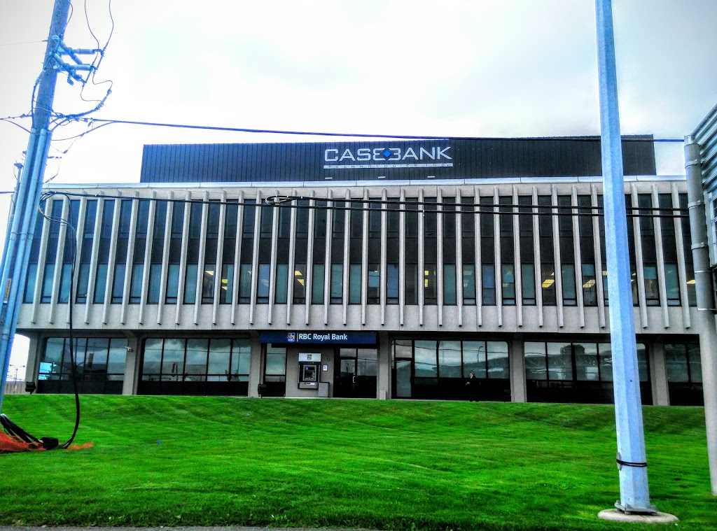 RBC Royal Bank | 6205 Airport Rd, Mississauga, ON L4V 1E1, Canada | Phone: (905) 671-6262