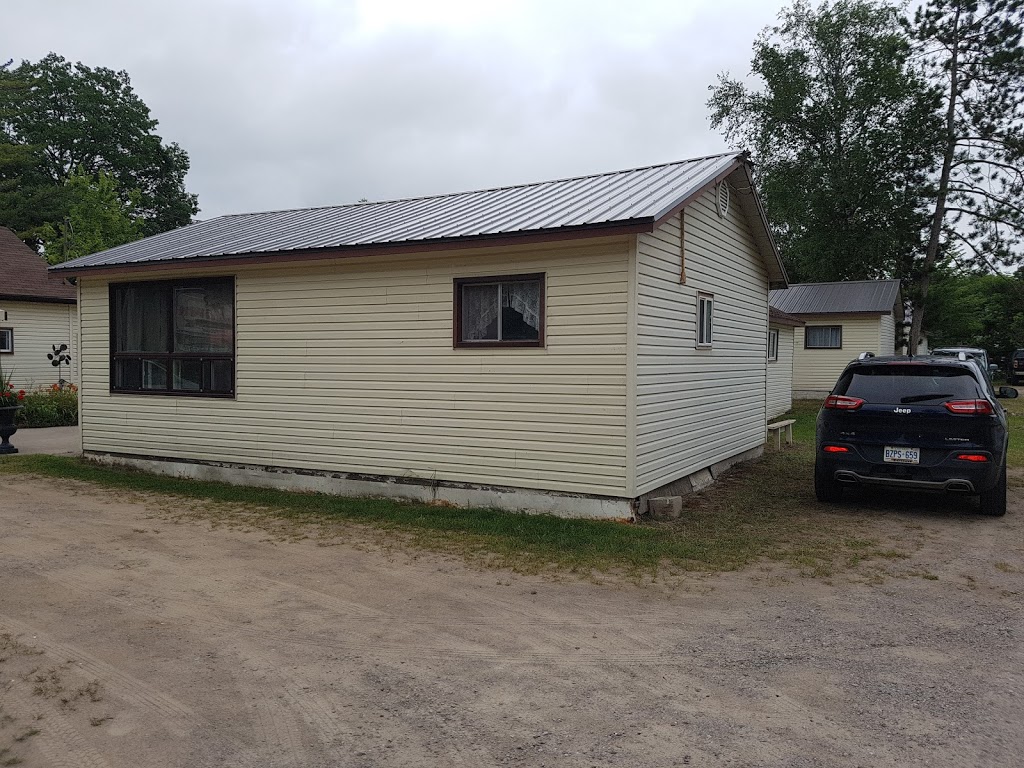 Ash Lane Cottages | 267 Mosley St, Wasaga Beach, ON L9Z 2K1, Canada | Phone: (705) 429-2915