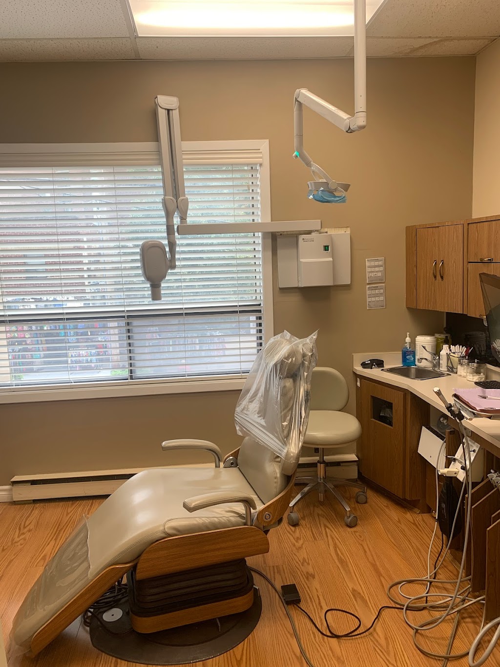 Dr. Monica Katyal Dentistry | 1951A Weston Rd, York, ON M9N 1W8, Canada | Phone: (416) 247-8673