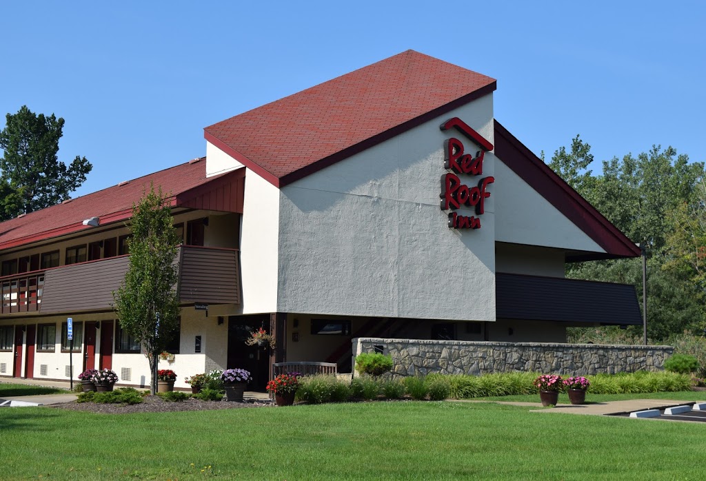 Red Roof Inn Buffalo - Niagara Airport | 146 Maple Dr, Bowmansville, NY 14026, USA | Phone: (716) 633-1100